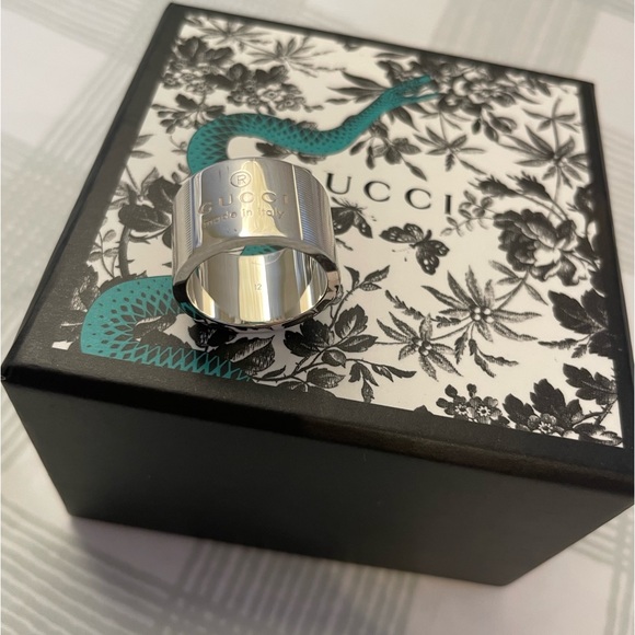 Brand New Gucci Ring size 6 - Picture 5 of 9